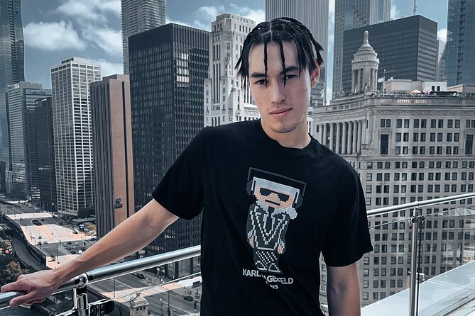 Chicago Insta Walk With Digital and Polaroid Photoshoot - Booking Information