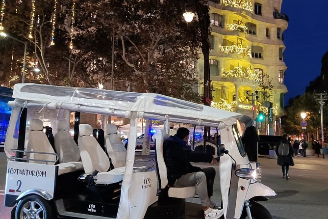 Christmas Lights Tour of Barcelona in Private Eco Tuk Tuk - Customer Reviews and Feedback