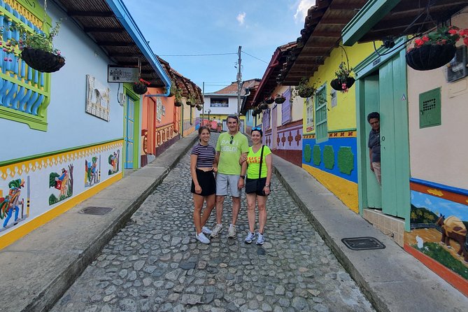Colorful GUATAPE + Stunning ATV 1.5hr From MEDELLIN - Reviews