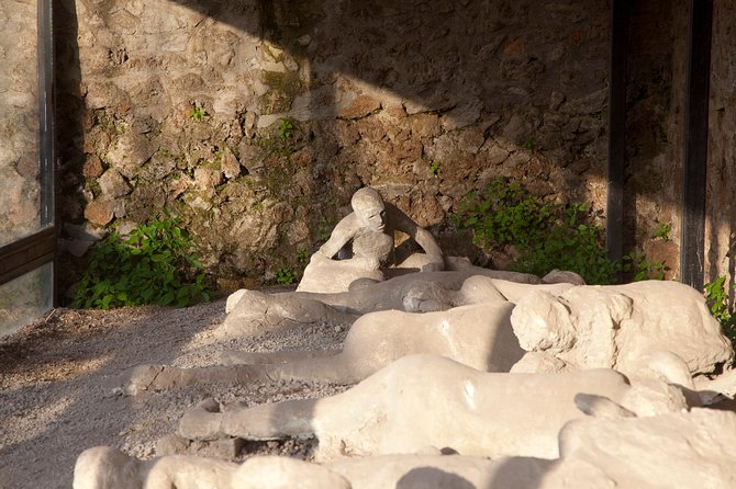 Enjoy Pompeii Ruins From Positano - Tour Duration and Group Size