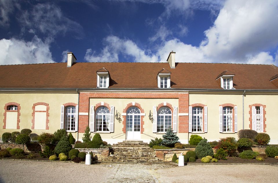 Epernay: Guided Tour of Champagne Cellar With Tastings - Cellar Temperature and Dress Code