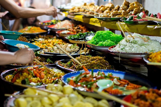 Famous Thai Street Food Tasting Experience! - Cultural Insights From Guides