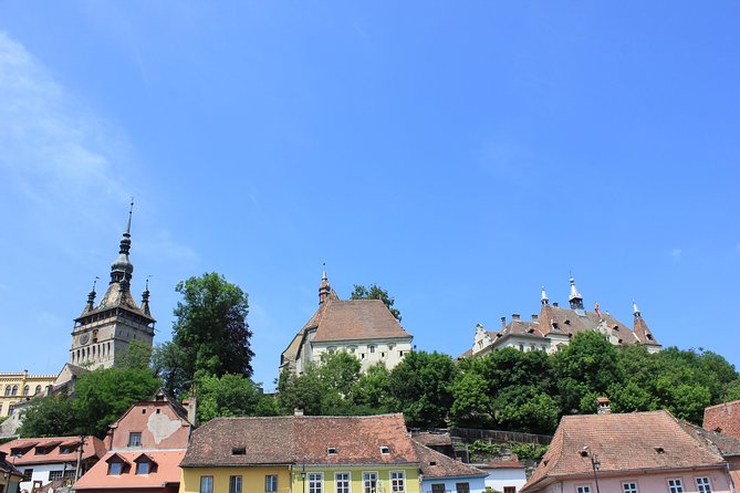 Fortified Church of Viscri and Sighisoara in Spanish (Native Spanish Guide). - Additional Information and Support
