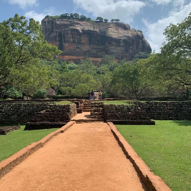 From Colombo: Sigiriya, Dambulla and Minneriya Day Trip - Booking and Payment