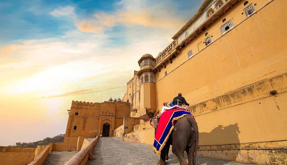 From Delhi: Golden Triangle Tour Delhi- Agra -Jaipur - Agra Highlights