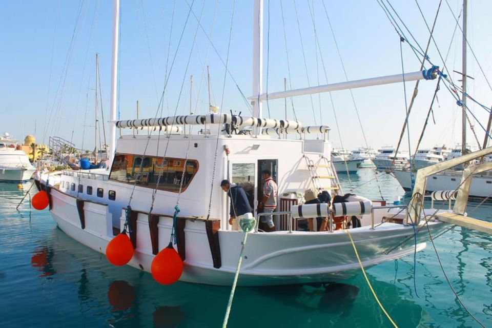 From Hurghada: Premier Sailing Boat Trip With Buffet Lunch - What to Bring