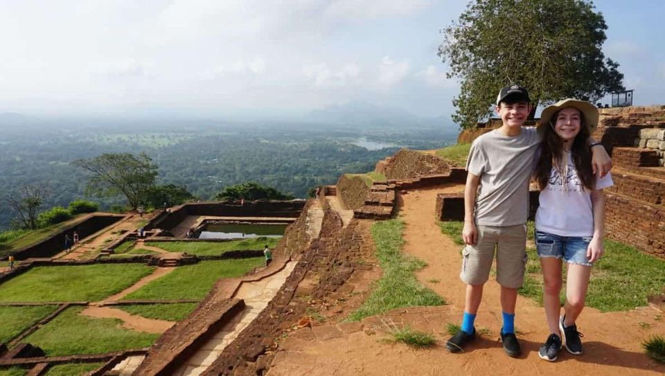 From Negombo: Sigiriya / Dambulla & Minneriya National Park - Herbal and Spice Garden