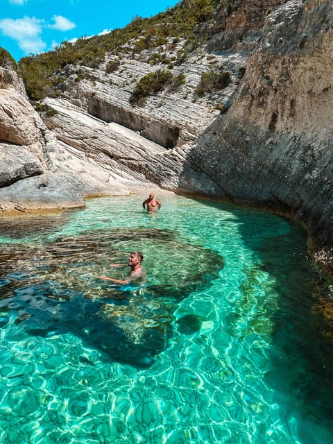 From Vis: Speed Boat Tour Along South Shore of Vis - Stiniva Cove