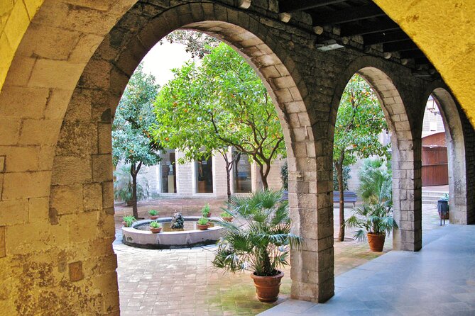 Full-Day Barcelona Tour by Sidecar Motorcycle - Tour Expectations and Requirements