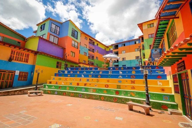 Full-Day Private Guatape Coffee Villa Tour From Medellin - Guatape Exploration