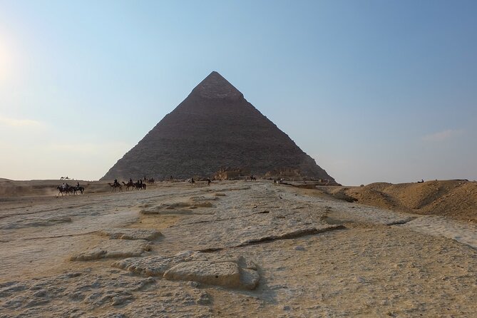 Full-Day Tour to Giza Pyramids, Memphis, and Saqqara With Lunch - Tips for Your Tour