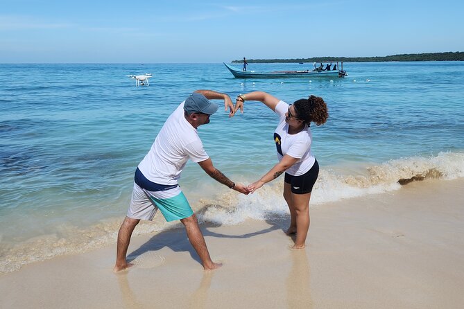 Full Day Tranquil Beach Premium Terrestrial Plus Rosario Islands - Meeting Point Information
