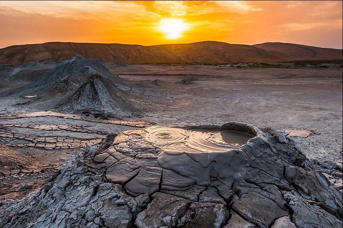 Full Day Trip in Baku (Gobustan & Absheron) - Traveler Experiences and Reviews