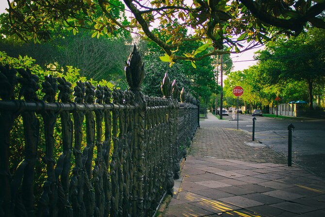 Garden District Secrets and Scandals Tour - Tips for a Great Tour