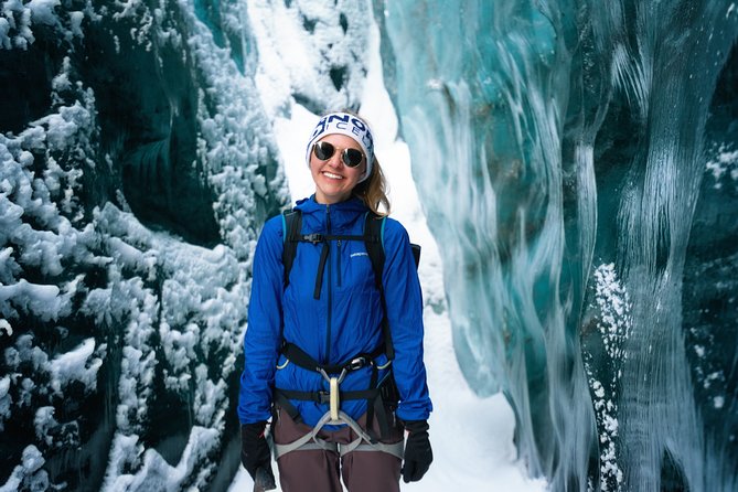 Glacier and Ice Cave Private Photoshoot - 15 Shot Photo Package - Participation Requirements