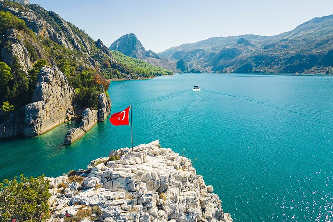 Green Canyon Boat Trip With Lunch and Unlimited Drinks - Recommended Attire