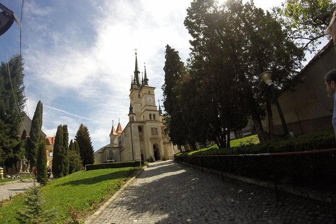 Guided Visit in Spanish to the Medieval Center of Brasov (Native Spanish Guide). - Exploring Brasovs Medieval Center