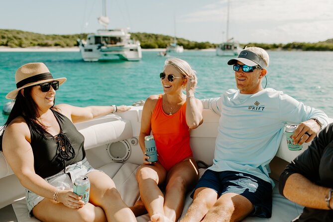 Half Day Boat Charter Around the Islands of St Thomas and St John - Onboard Amenities