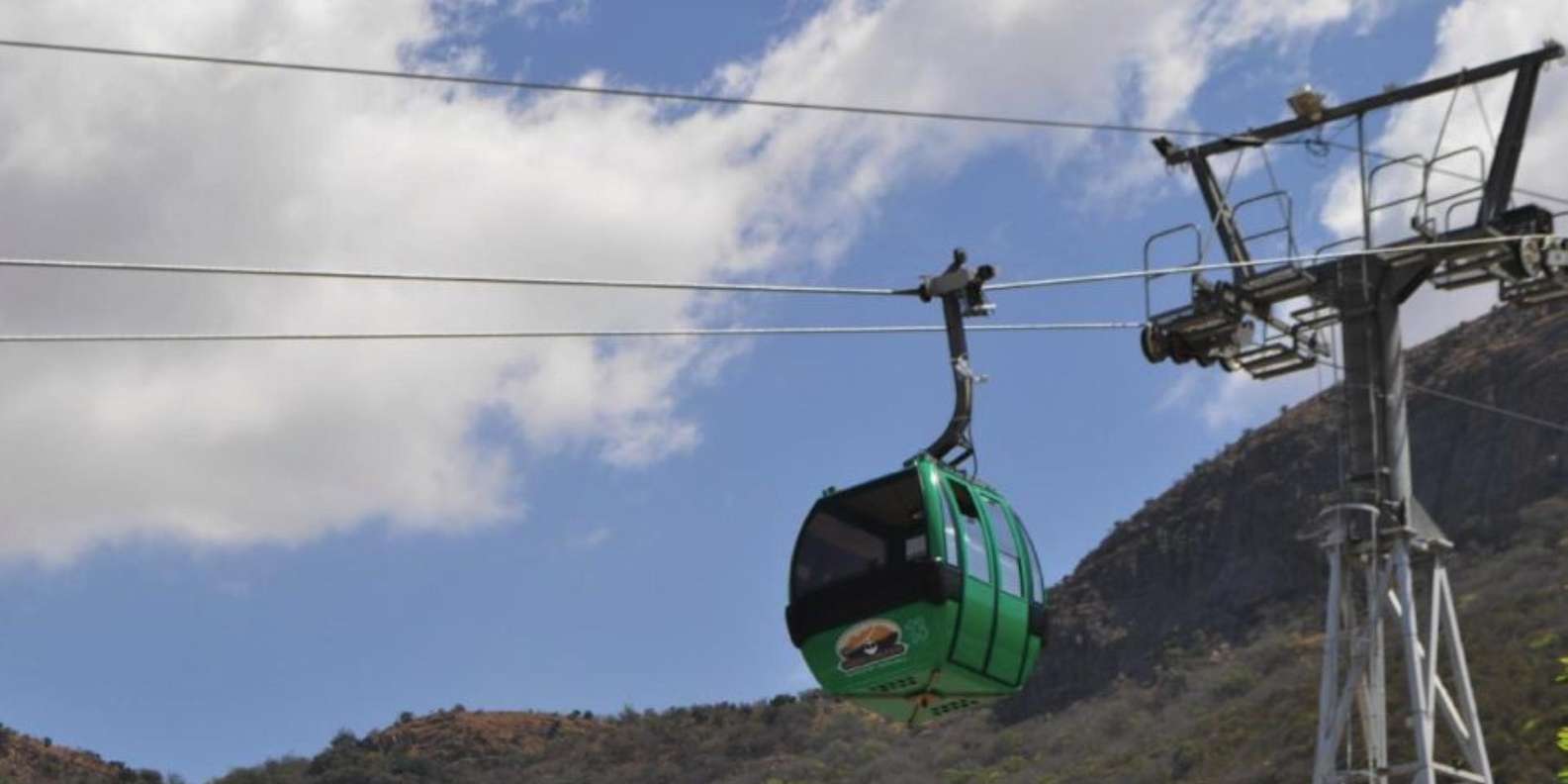 Hartbeespoort: Harties Aerial Cableway Tours & Horse Riding - Exploring Hartbeespoort