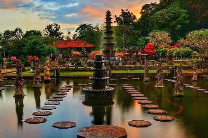 Heaven Gate (Lempuyang) - Tirta Gangga - FREE WIFI - Tips for Your Visit