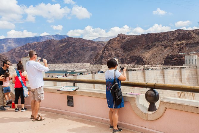 Hoover Dam Tour With Lake Mead Cruise From Las Vegas - Tips for a Great Experience