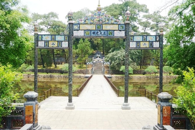 Hue City Private Tour: Ancient Tombs and Incense Making Village - Culinary Experience in Hue
