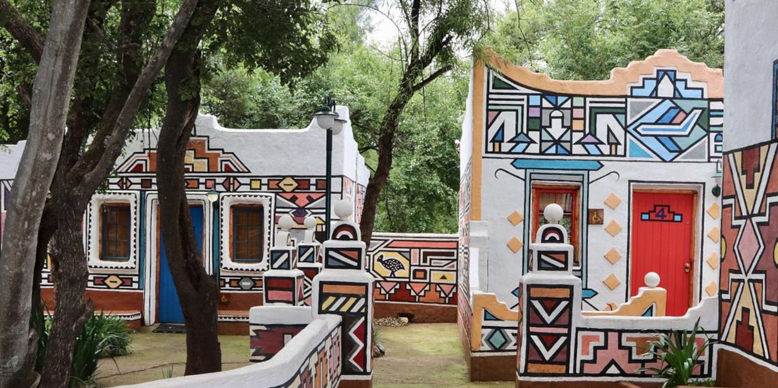 Johannesburg: Lesedi Cultural Village Half Day Tour - Booking and Reservations