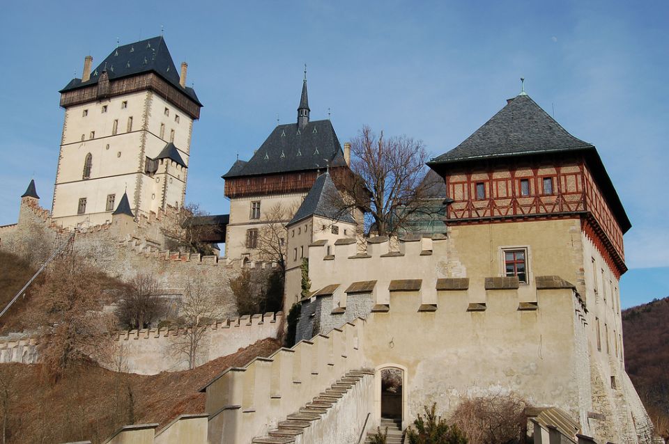 Karlstejn Castle: Skip-The-Line Ticket and Tour From Prague - Inclusions and Exclusions