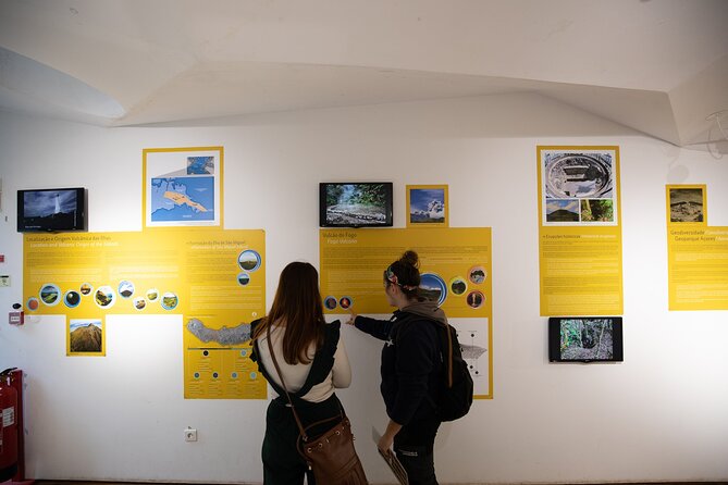 Lagoa Do Fogo Guided Volcano Geo Tour W/ Hotsprings Bathing - Historical Center Visit