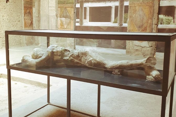 Late Afternoon Best Time to Visit Pompei on a Private Tour - Why Late Afternoon Is Best