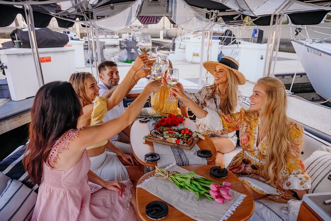 Luxury Shared E-Boat Cruise With Wine, Charcuterie & Sea Lions Spotting - Tips for a Memorable Cruise