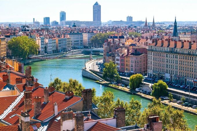 Lyon Old Town Tour With Vaporetto River Cruise Tickets - Important Information