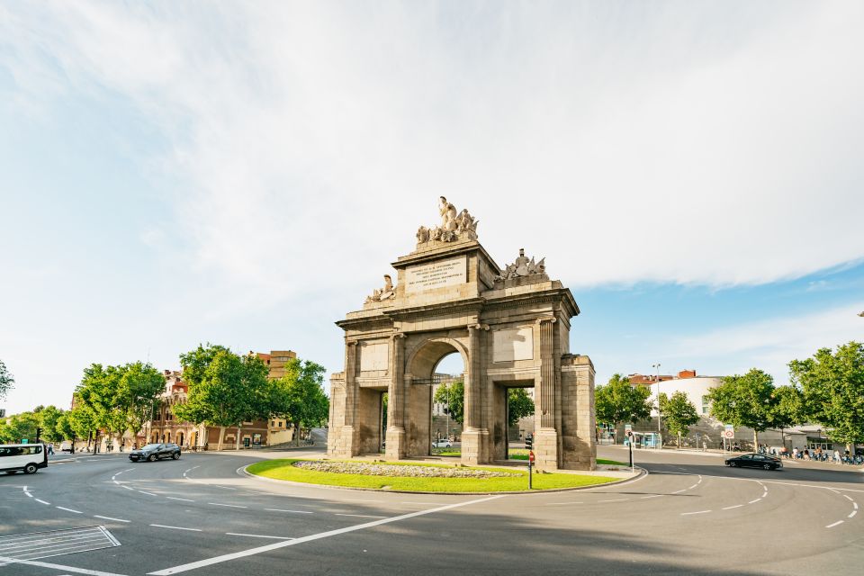 Madrid: 24 or 48 Hour Hop-On Hop-Off Sightseeing Bus Tour - Key Stops on Route 1