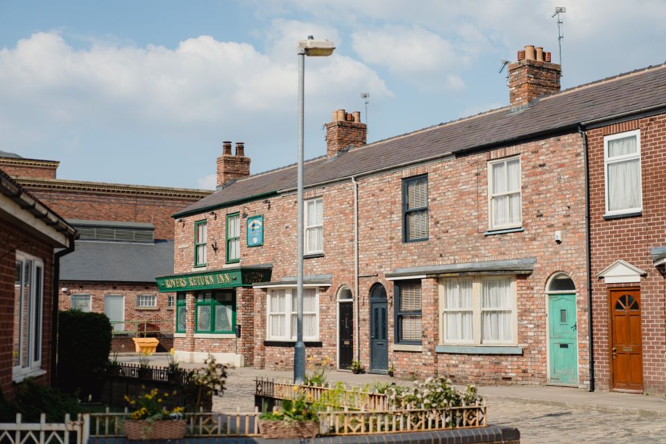 Manchester: The Coronation Street Experience - Nearby Attractions