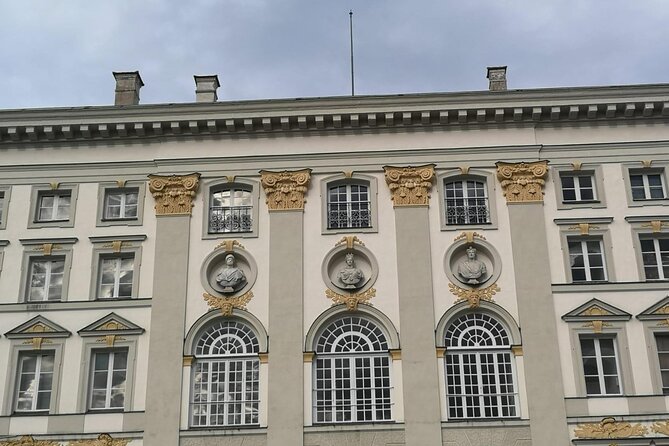 Munich: Castle Nymphenburg Vip-Tour With Ticket - Duration and Meeting Point