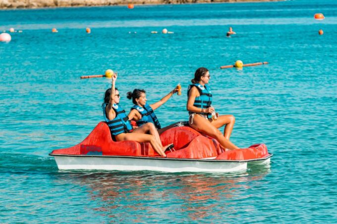 Mykonos: Paddle Boat Experience - Group Size and Pricing