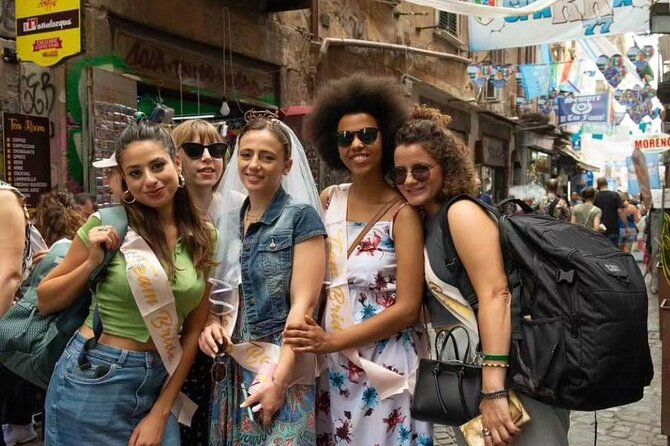 Napoli Pub Crawl in the Old Town - Convenient Meeting and Drop-off Locations