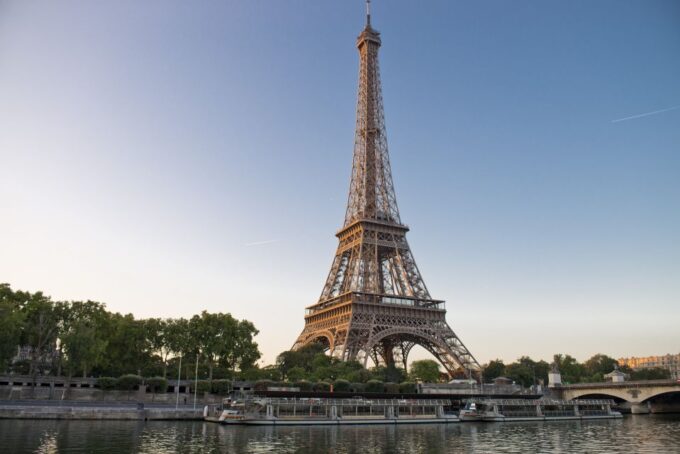 Paris: Illuminations River Cruise With Audio Commentary - Booking and Cancellation Policy