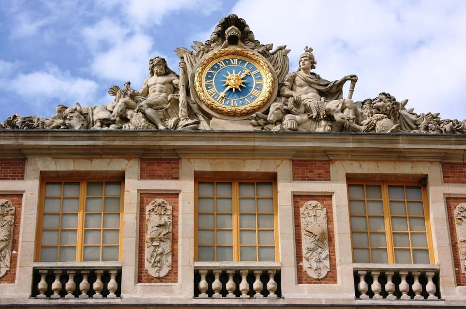 Paris: Versailles Palace Guided Tour With Transportation - Frequently Asked Questions