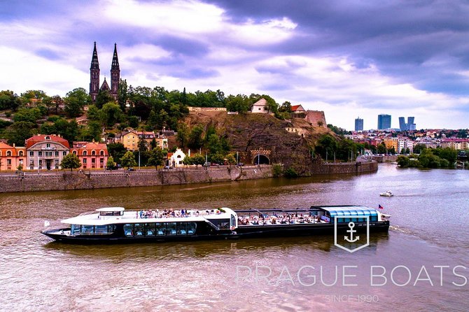 Prague Boats 3-hour Dinner Cruise - Comparison to Similar Cruises
