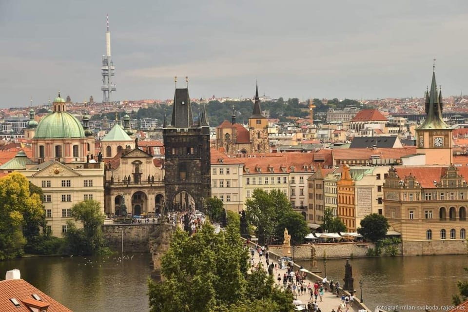 Prague: Hidden Gems Walking Tour With Local Guide - Important Information