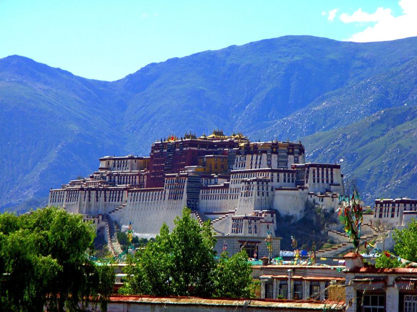 Private 4-Day Lhasa Tour Including Airport Pickup - Visiting Jokhang Temple and Potala Palace