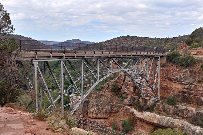Private 4-Hour Sedona Spectacular Journey and Vortex Tour - Guide Expertise