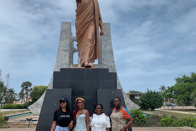 Private City Tour in Accra With Hotel Pickup and Lunch - Booking and Cancellation Policy