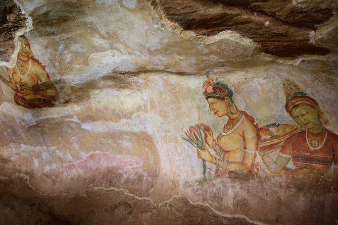 Private Day Tour From Colombo to Sigiriya, Dambulla & Pidurangala - Local Insights and Tips