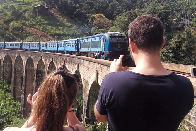 Private Hiking Adventure to the Little Adam's Peak And Nine Arches Bridge. - What to Bring