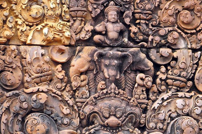 Private Kulen Mountain, Banteay Srei and Kampong Phluk Village - Community Support Initiatives