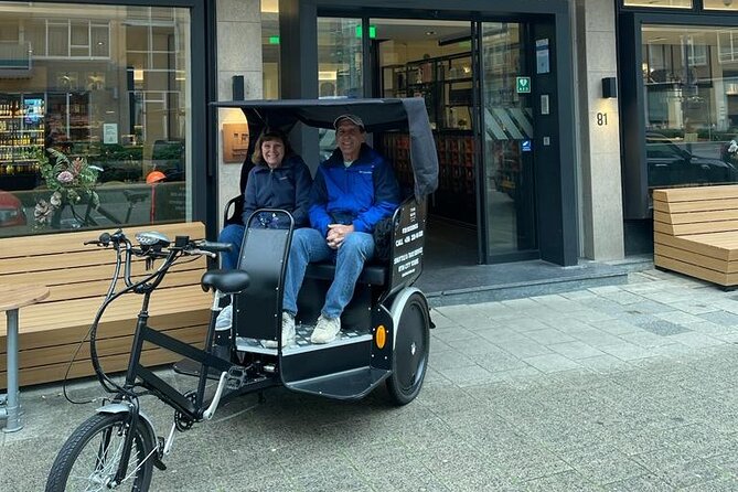 Private Pedicab/Rickshaw Tour of Rotterdam - Engaging With Knowledgeable Guides