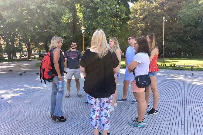 Private Recoleta Walking Guided Tour With Cementery and Evita - Guests Feedback and Reviews