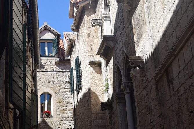 Private Split City Walking Tour - Spanish Guide - Positive Review Highlights